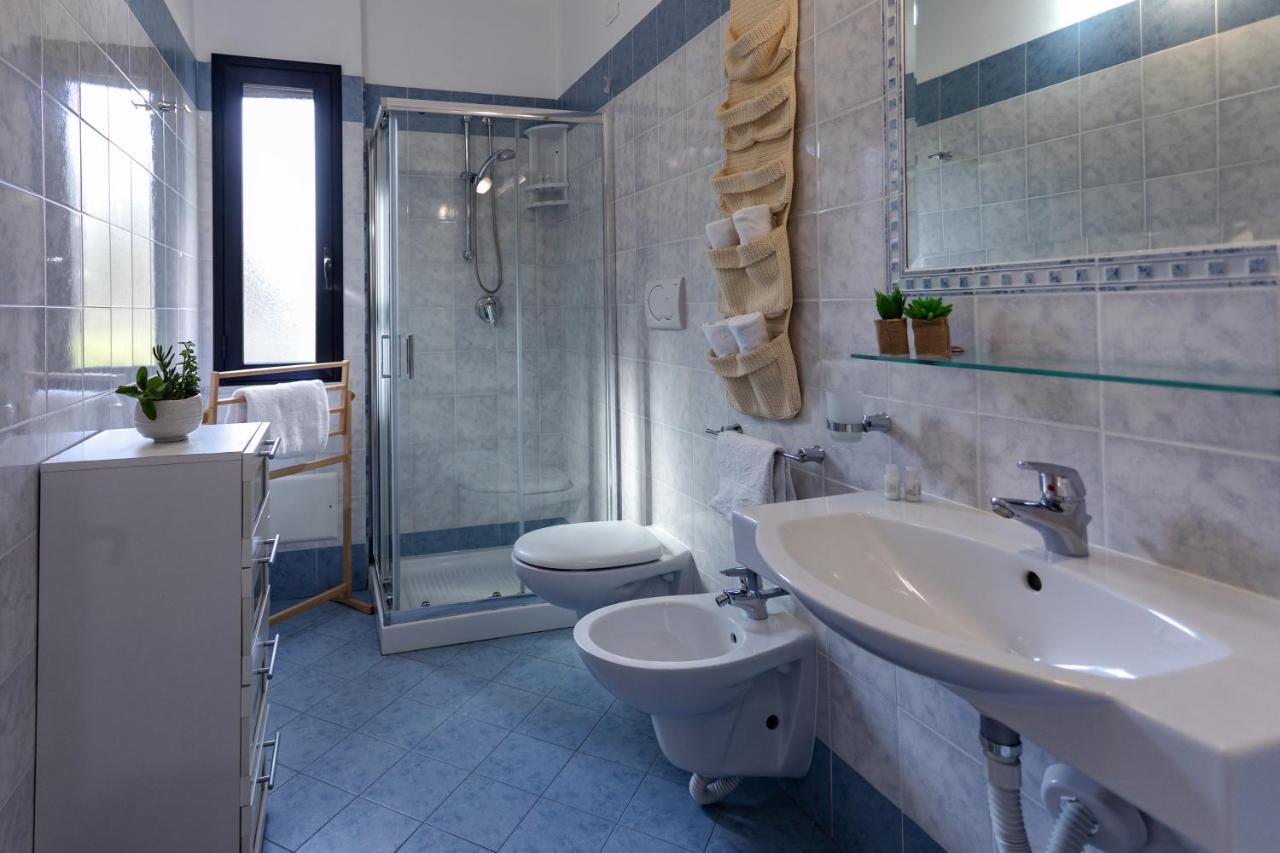 Hotel Residence Riviera Calabra ザンブローネ エクステリア 写真