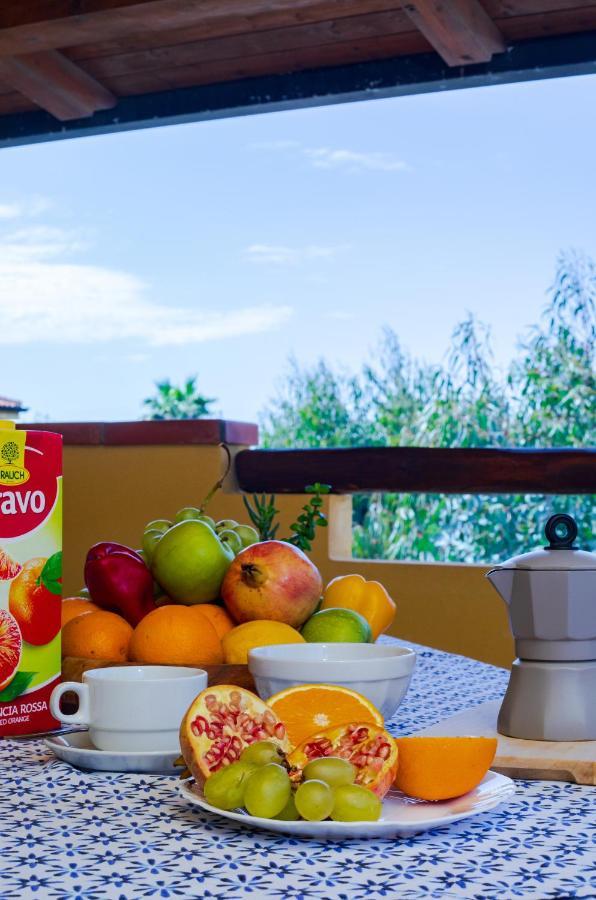 Hotel Residence Riviera Calabra ザンブローネ エクステリア 写真