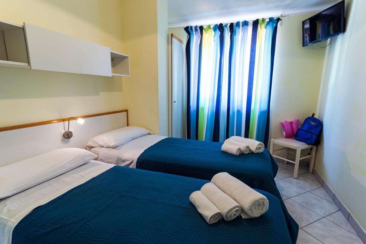 Hotel Residence Riviera Calabra ザンブローネ エクステリア 写真